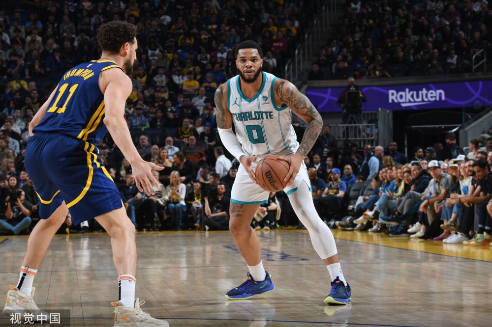 亚冬会的举 亚冬会的举