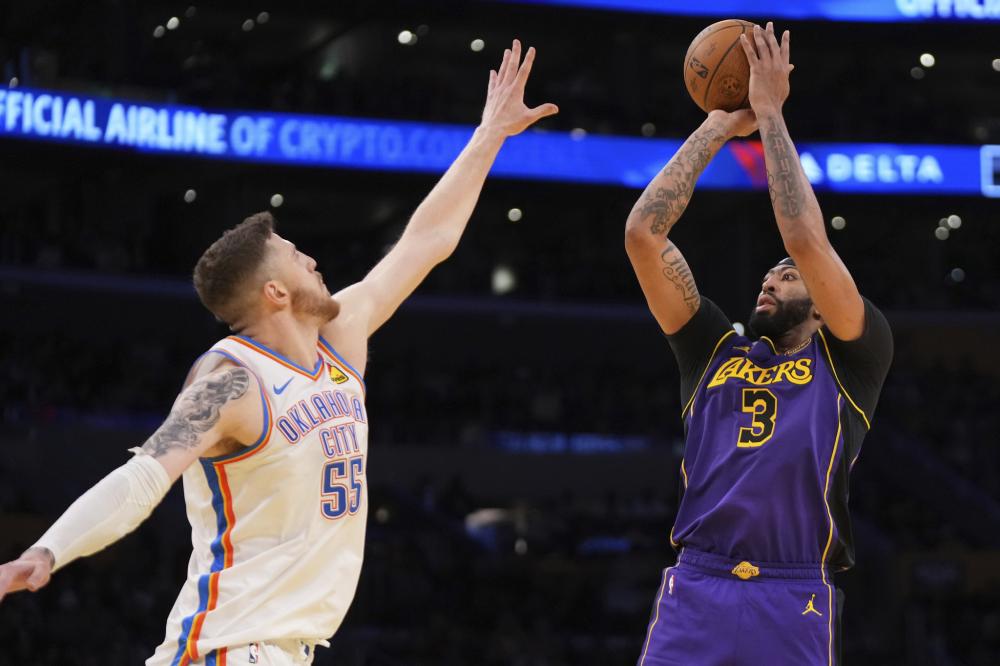 助力儿子冲击NBA！甜瓜与基扬一起训练 亲自下场指导进攻细节